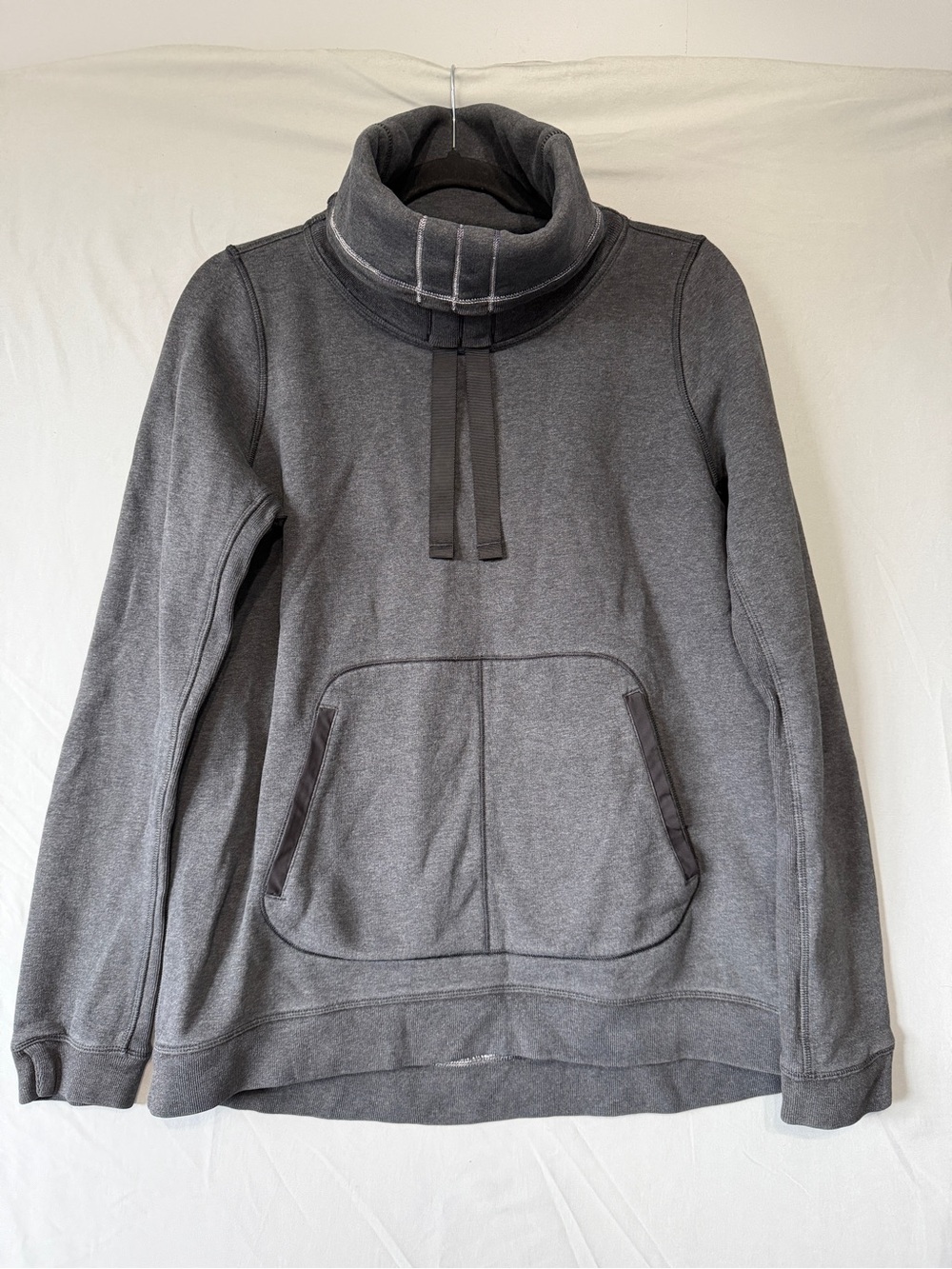 Lululemon Womens Avenue Pullover (8?) Dark Grey Funnel Neck Sweatshirt Fleece
